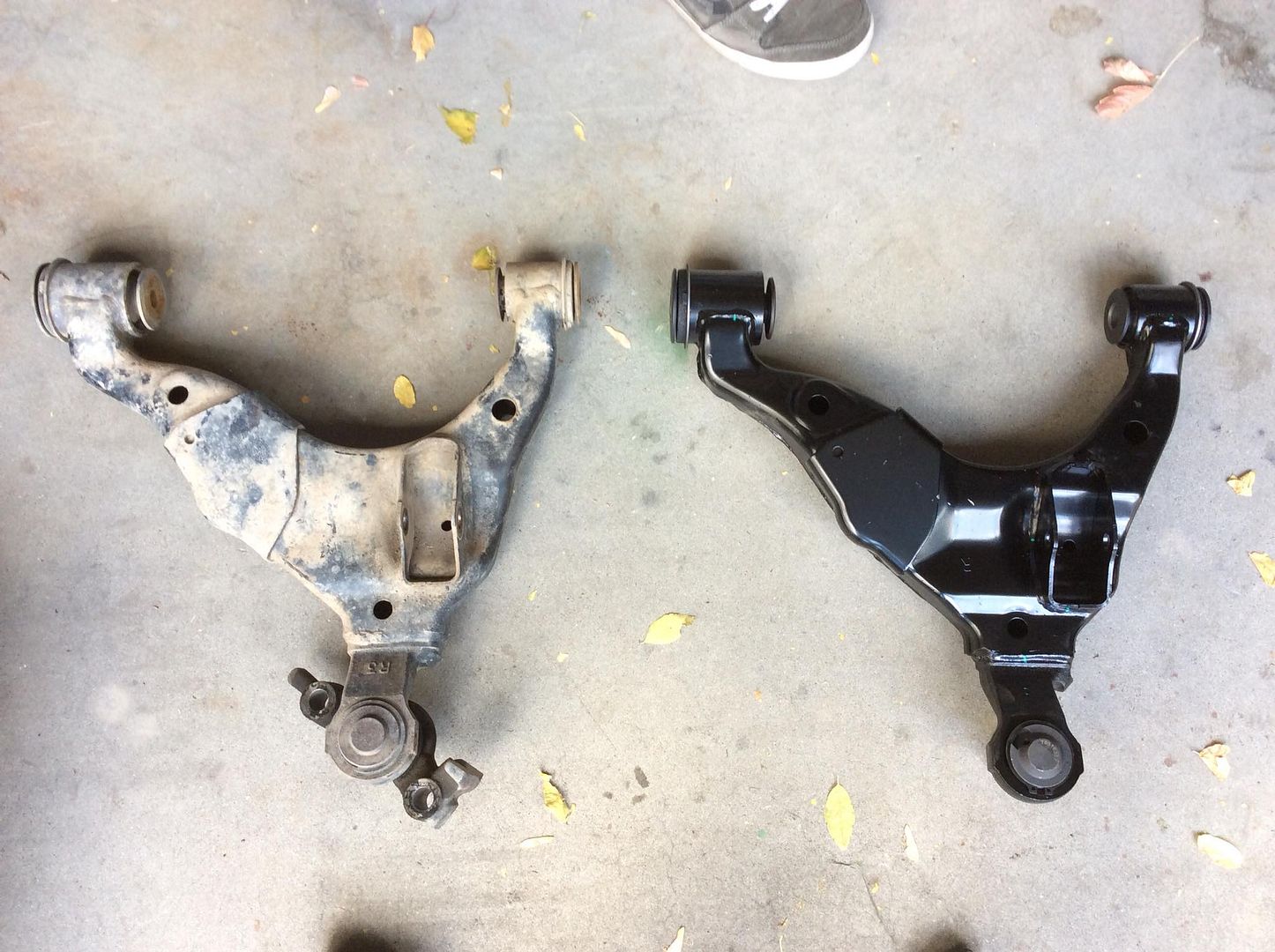 MOOG Replacement Lower Control Arms Toyota FJ Cruiser Forum